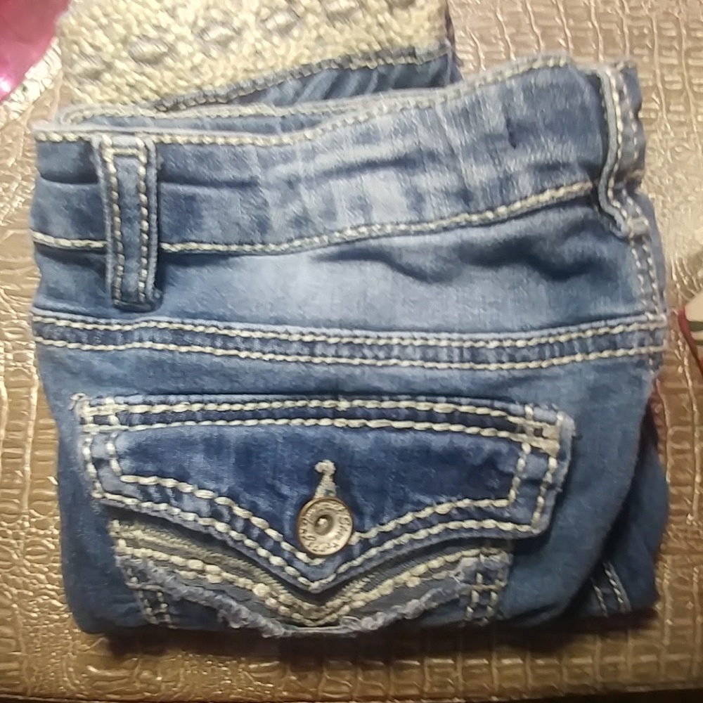 Jeans - Picture 2 of 4